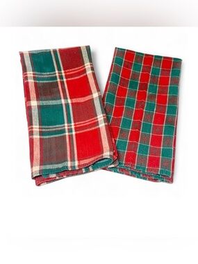 Crate & Barrel Christmas Kitchen Towels Plaid Set of 2 Cotton